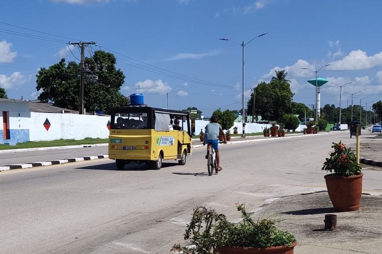 Hasta dos horas esperando por una ‘guagüita amarilla’ en Sancti Spíritus