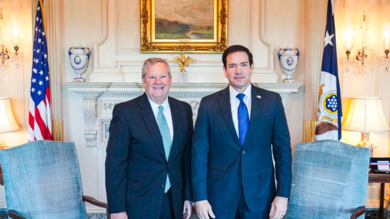 Hammer habla con Rubio sobre la situación en Cuba