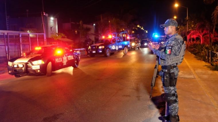 Cinco cubanos detenidos en Cancún por presunto secuestro y extorsión de cuatro compatriotas