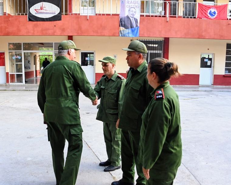 Díaz-Canel: la preparación del pueblo para la defensa, una actividad de enorme prioridad